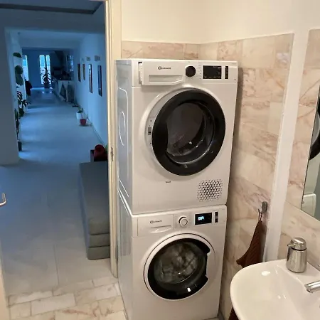 Charming Townhouse With Its Own Courtyurd * Helsingør