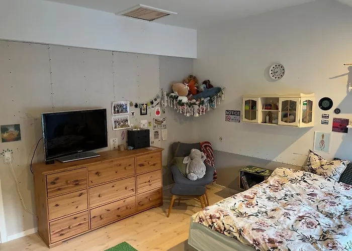 Charming Townhouse With Its Own Courtyurd Villa *